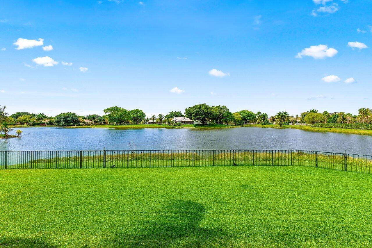 PALM BEACH FARMS CO 3 - Residential