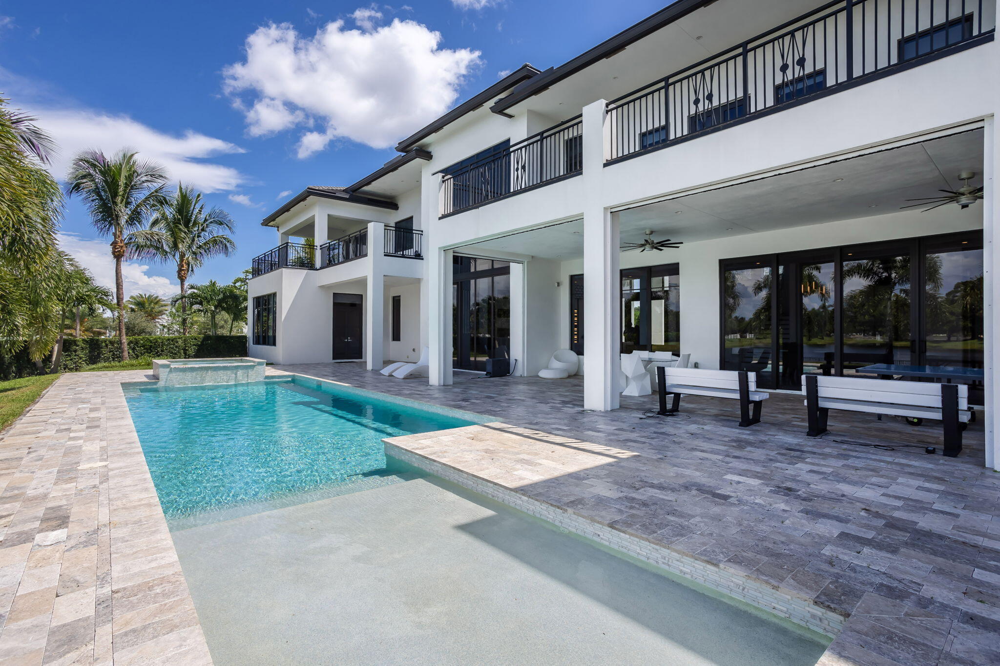 PALM BEACH FARMS CO 3 - Residential