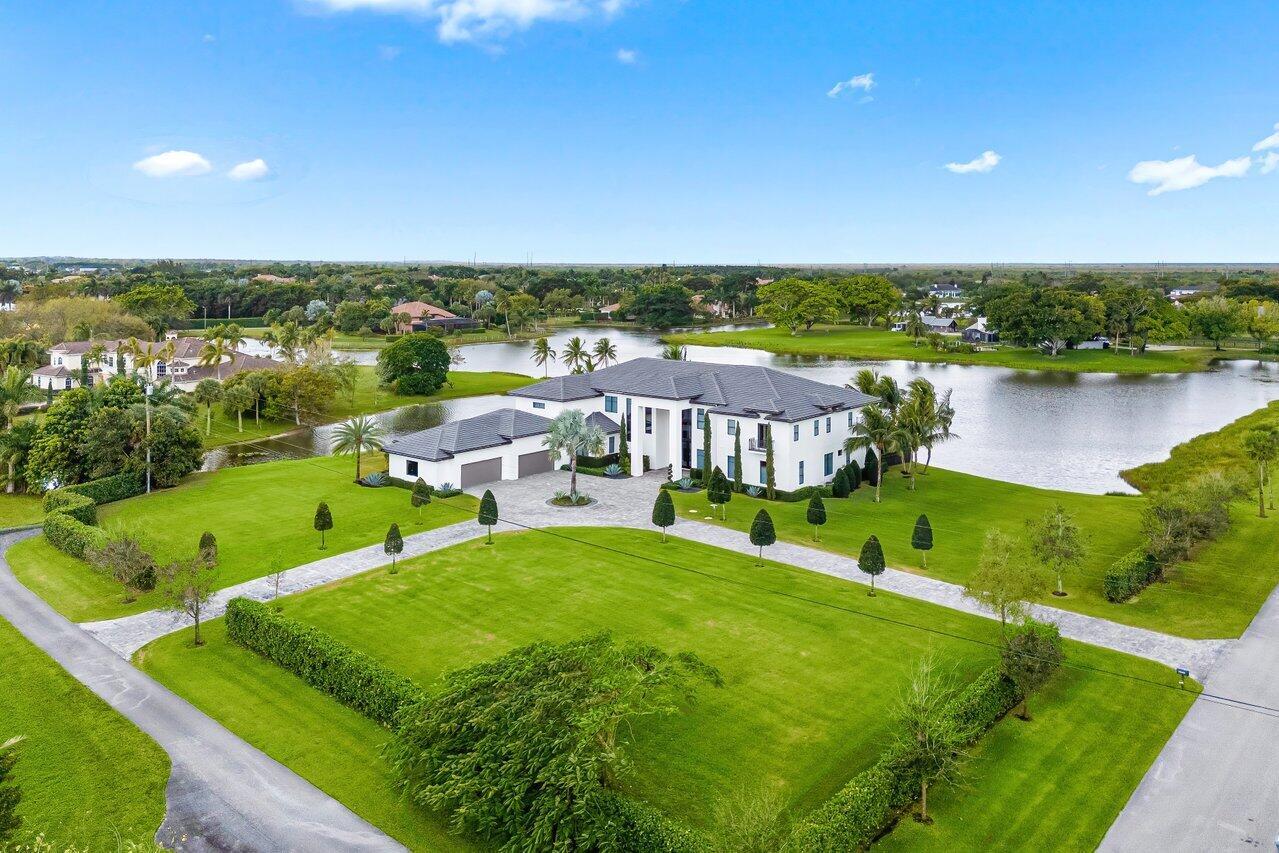 PALM BEACH FARMS CO 3 - Residential