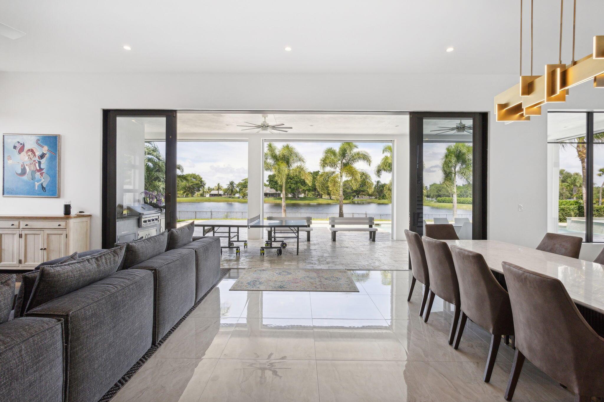 PALM BEACH FARMS CO 3 - Residential