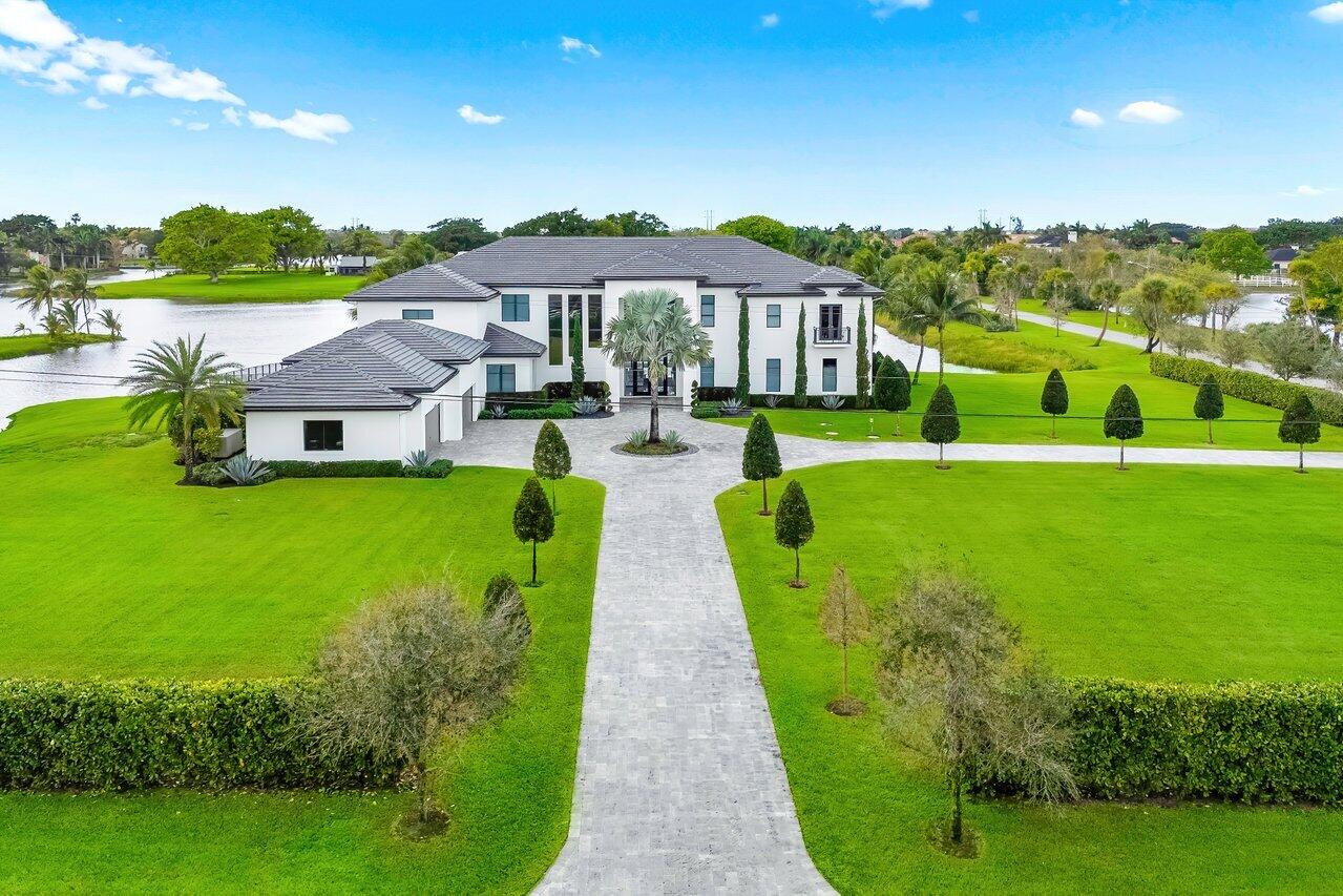 PALM BEACH FARMS CO 3 - Residential