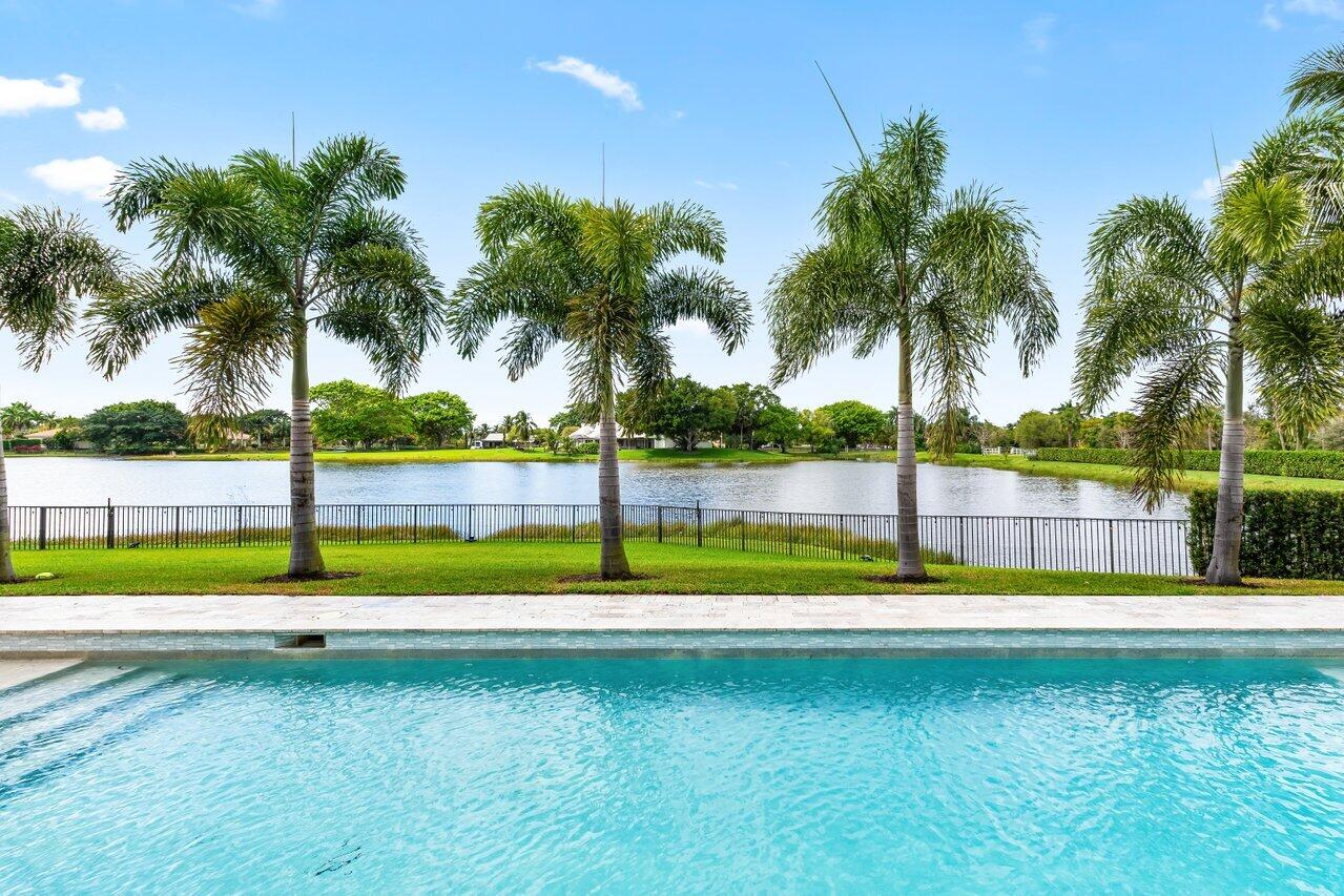 PALM BEACH FARMS CO 3 - Residential