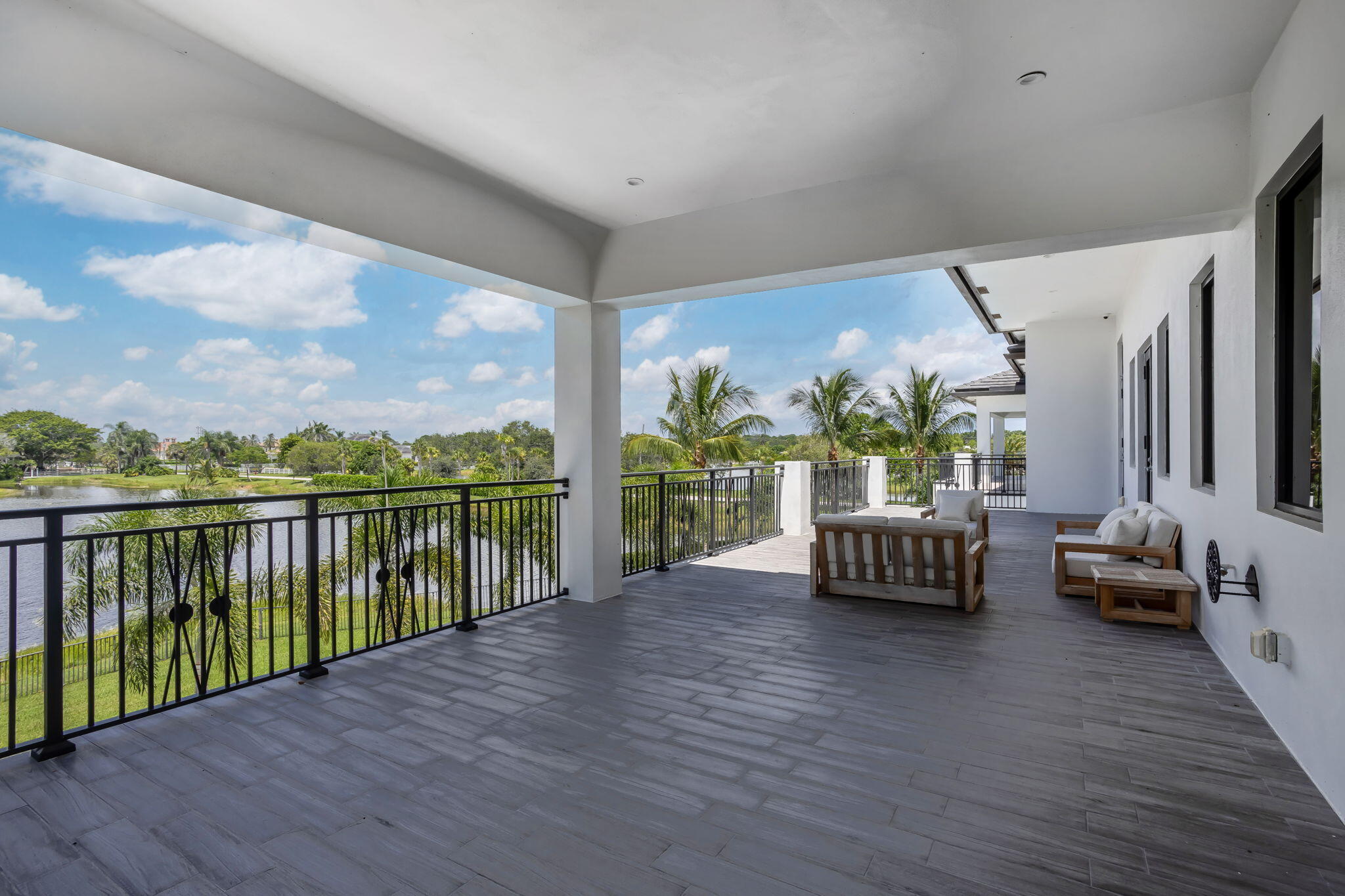 PALM BEACH FARMS CO 3 - Residential
