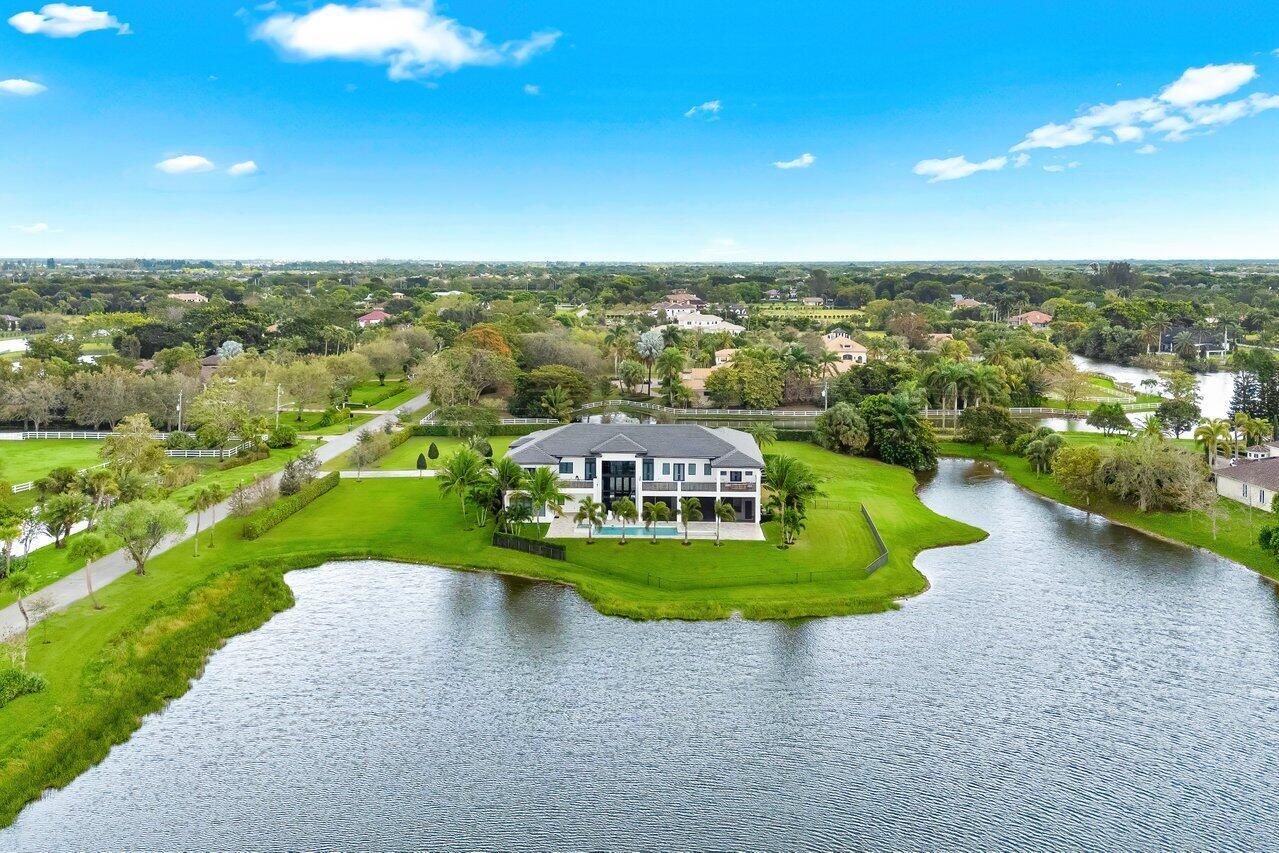 PALM BEACH FARMS CO 3 - Residential