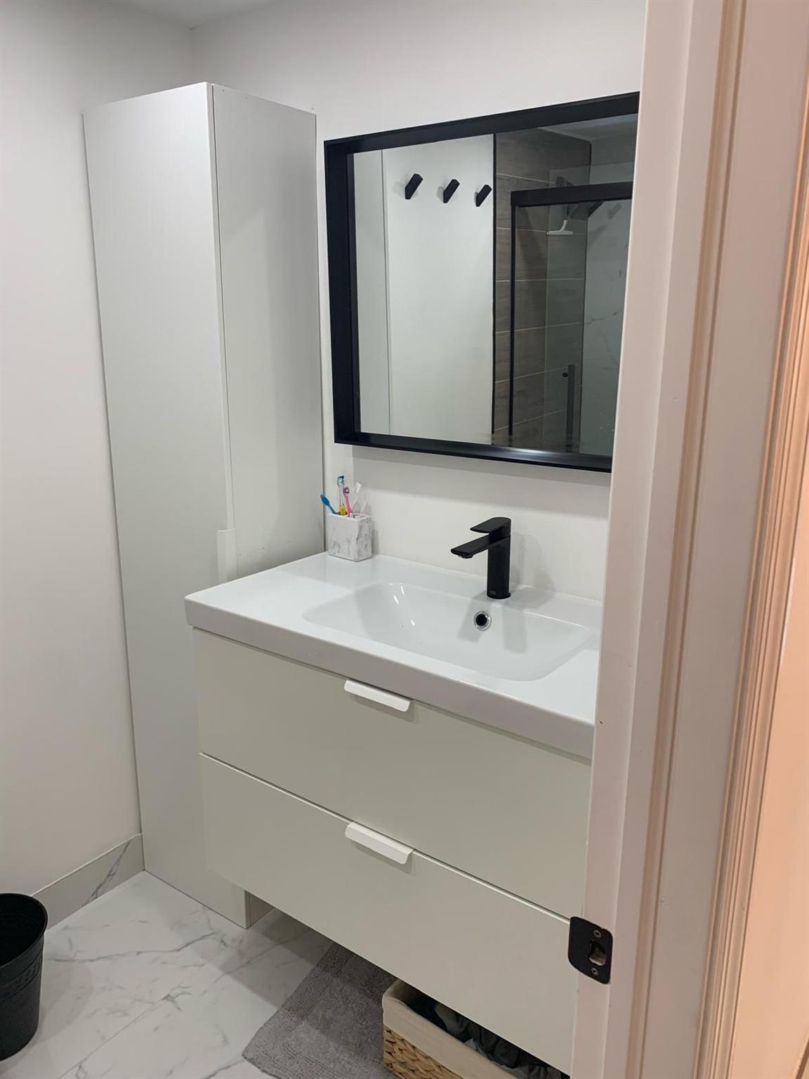 HEMISPHERES - Residential