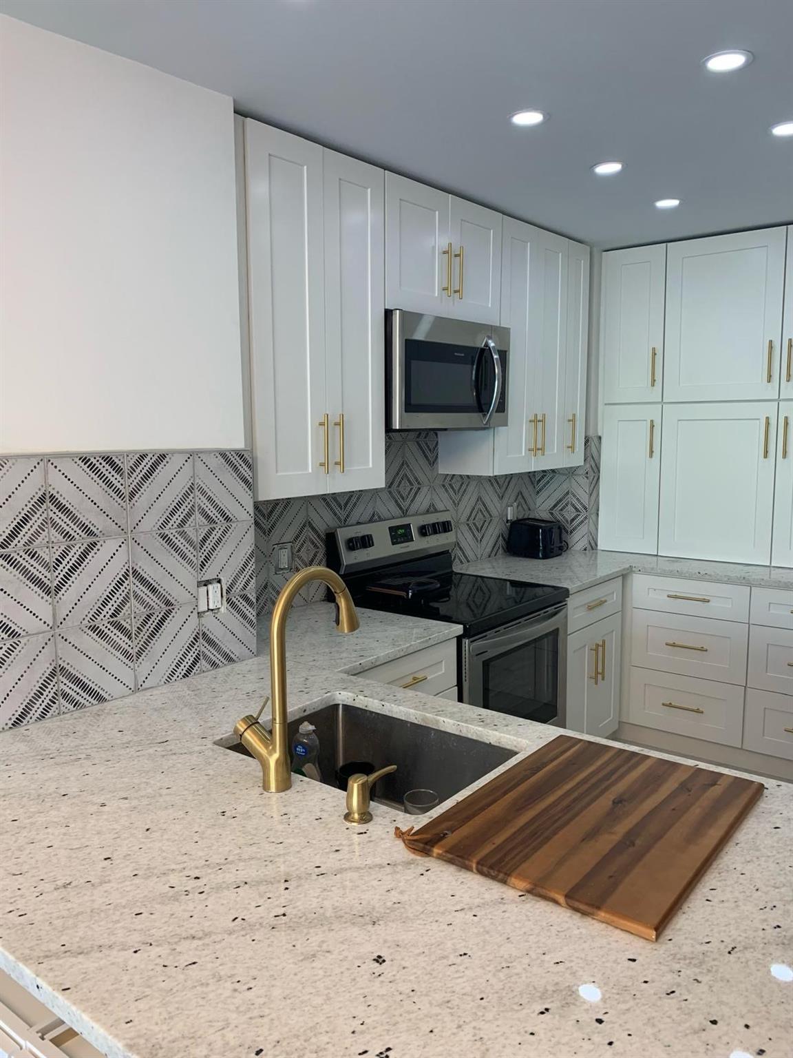 HEMISPHERES - Residential