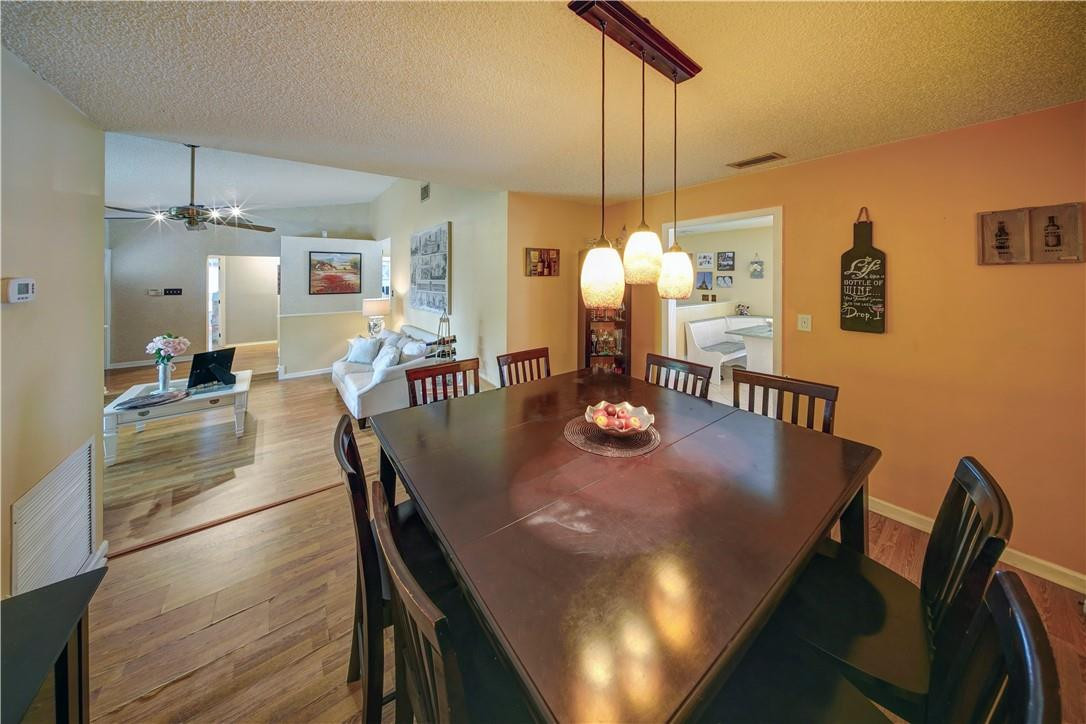 JACARANDA LAKES SEC 4 - Residential