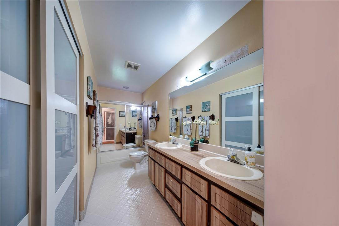 JACARANDA LAKES SEC 4 - Residential