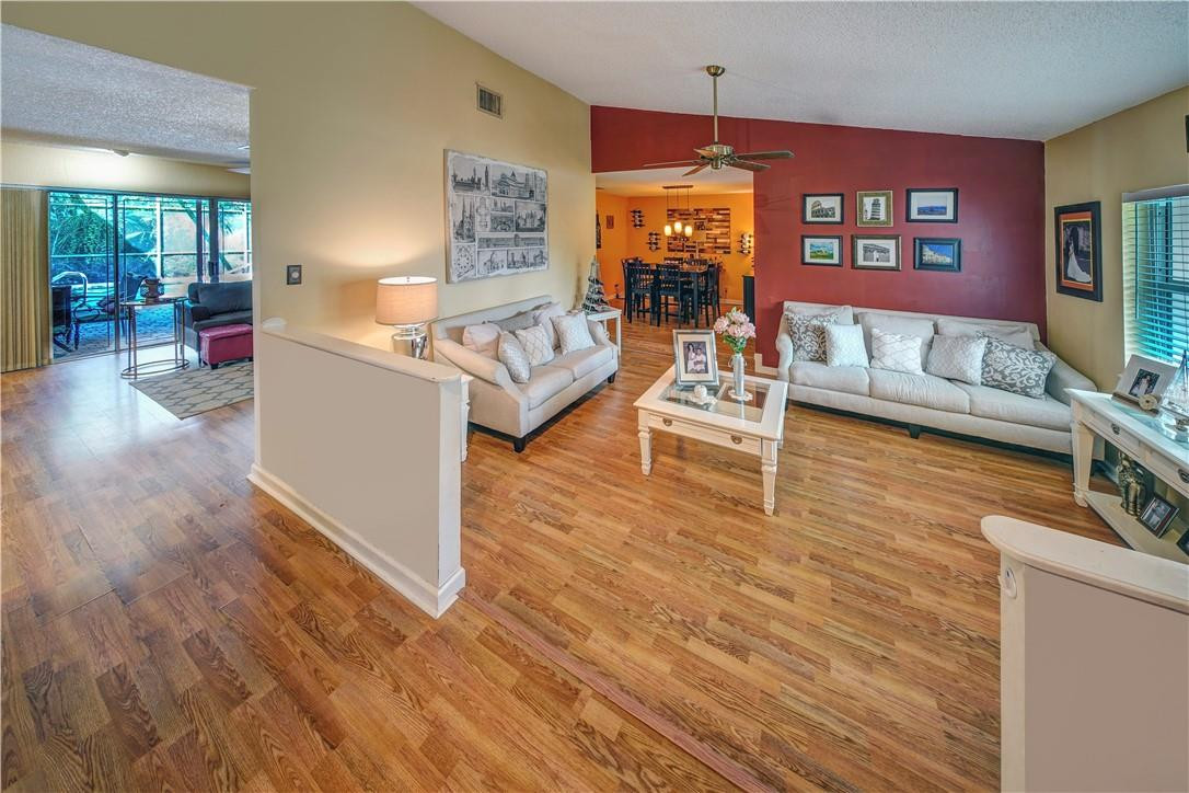 JACARANDA LAKES SEC 4 - Residential