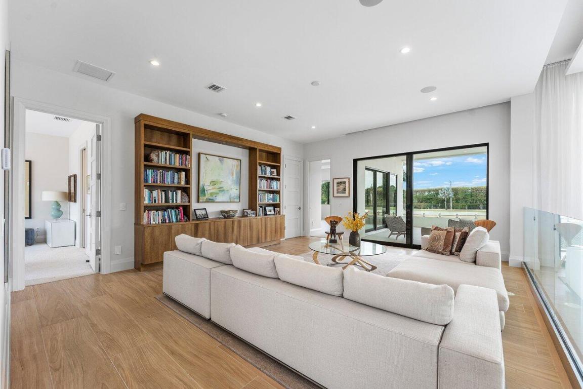 ST ANDREWS COUNTRY CLUB - Residential