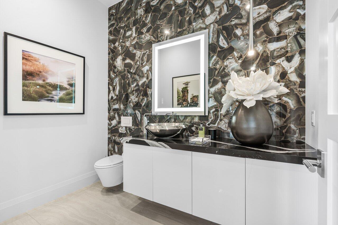 ST ANDREWS COUNTRY CLUB - Residential