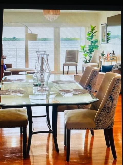 LANDINGS CONDO - Residential Lease