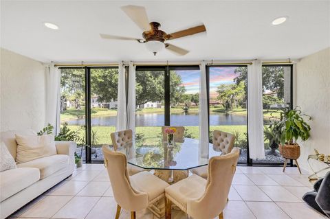 9232 Pecky Cypress Lane 2-D Boca Raton FL 33428