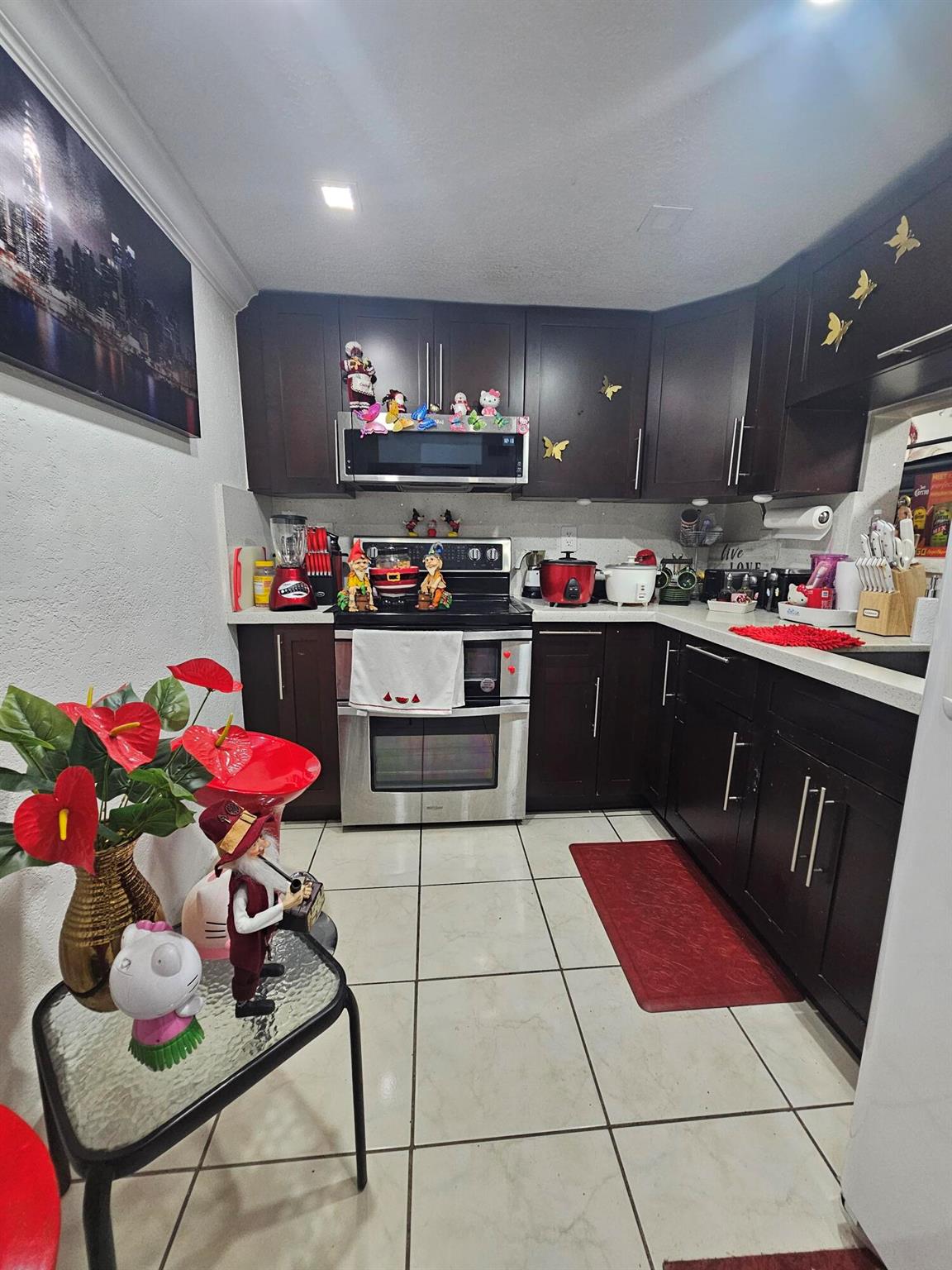 LAS ESTRELLAS CONDO - Residential