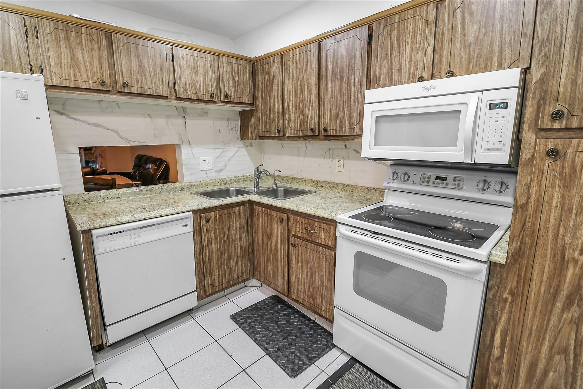 Berkeley Manor - Residential