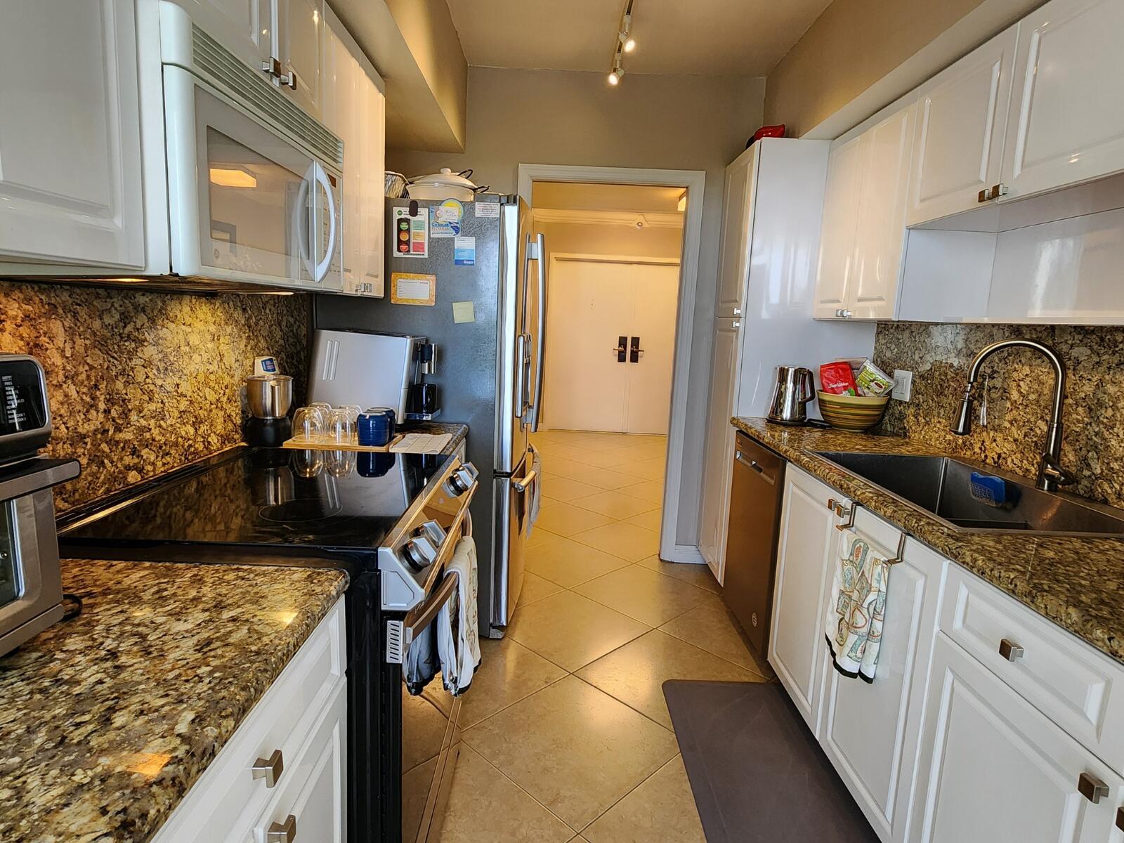 Dalton Place - Residential Lease