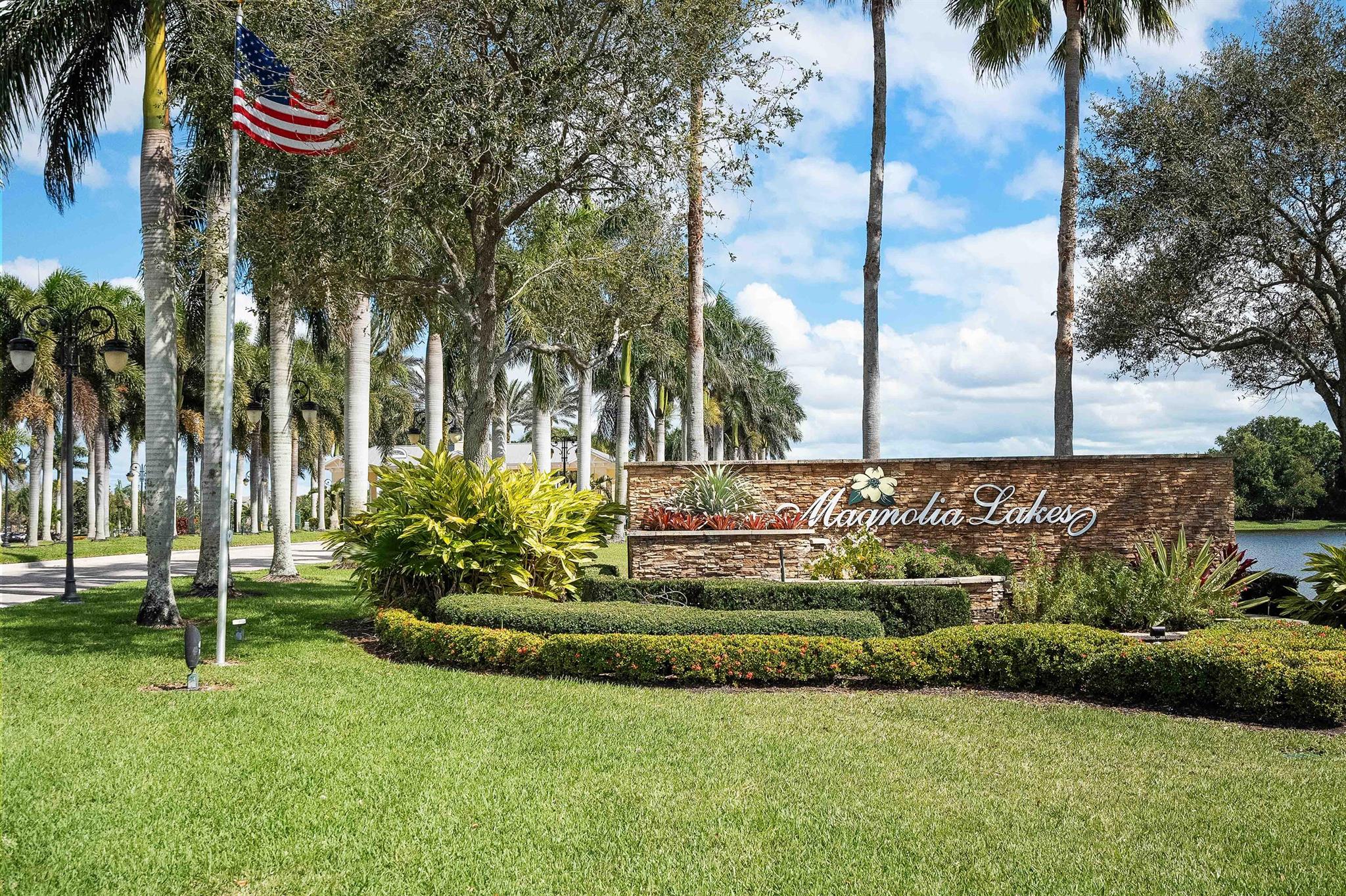 MAGNOLIA LAKES AT ST LUCI - Residential