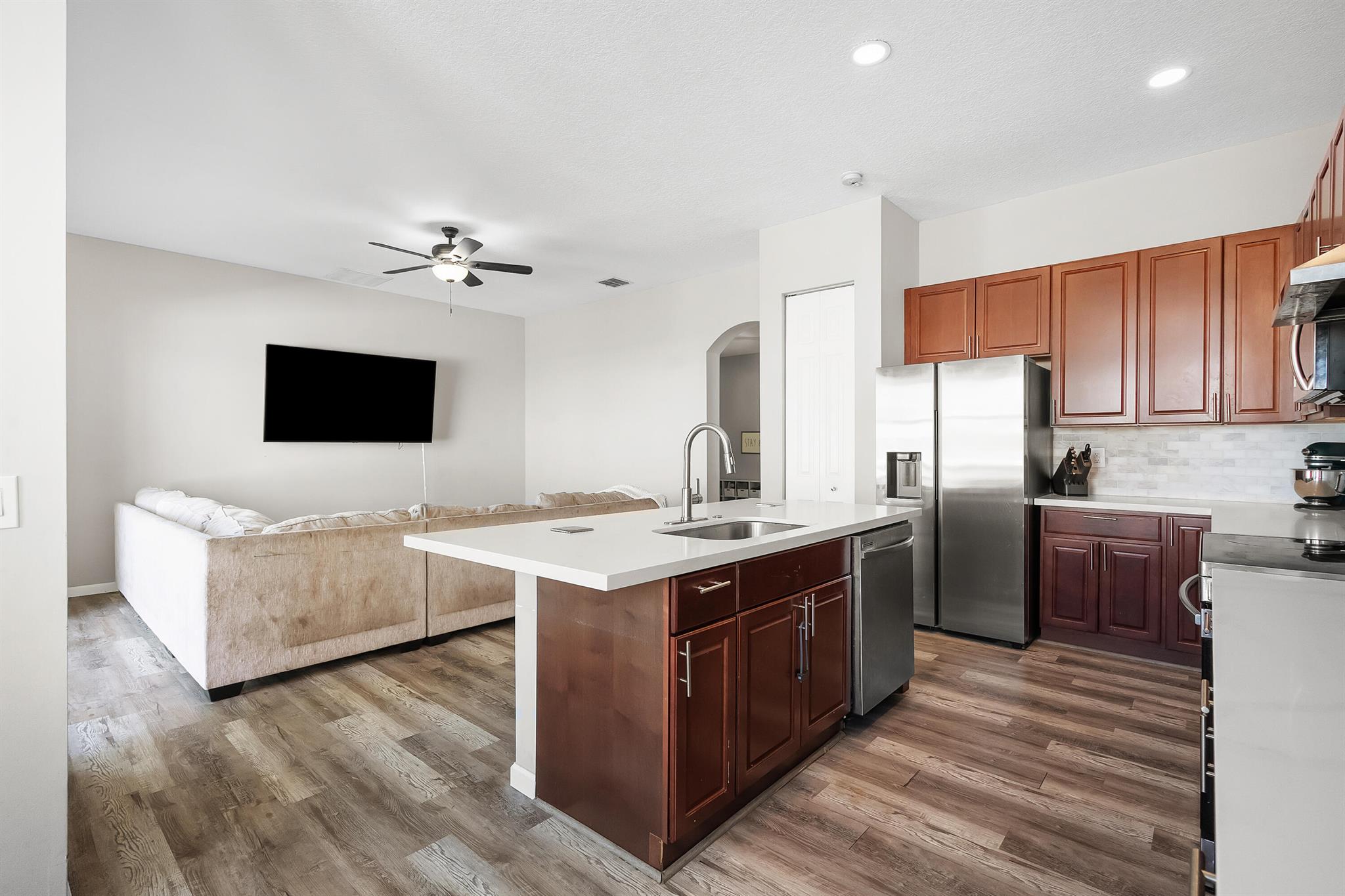 MAGNOLIA LAKES AT ST LUCI - Residential