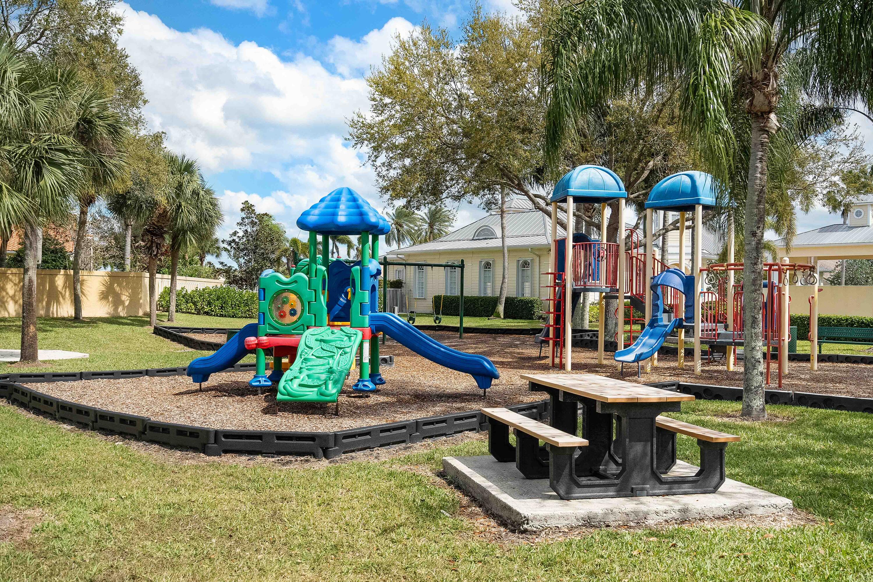 MAGNOLIA LAKES AT ST LUCI - Residential