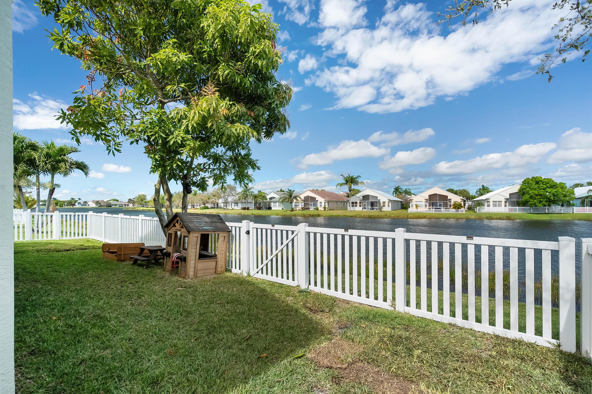 MAGNOLIA LAKES AT ST LUCI - Residential