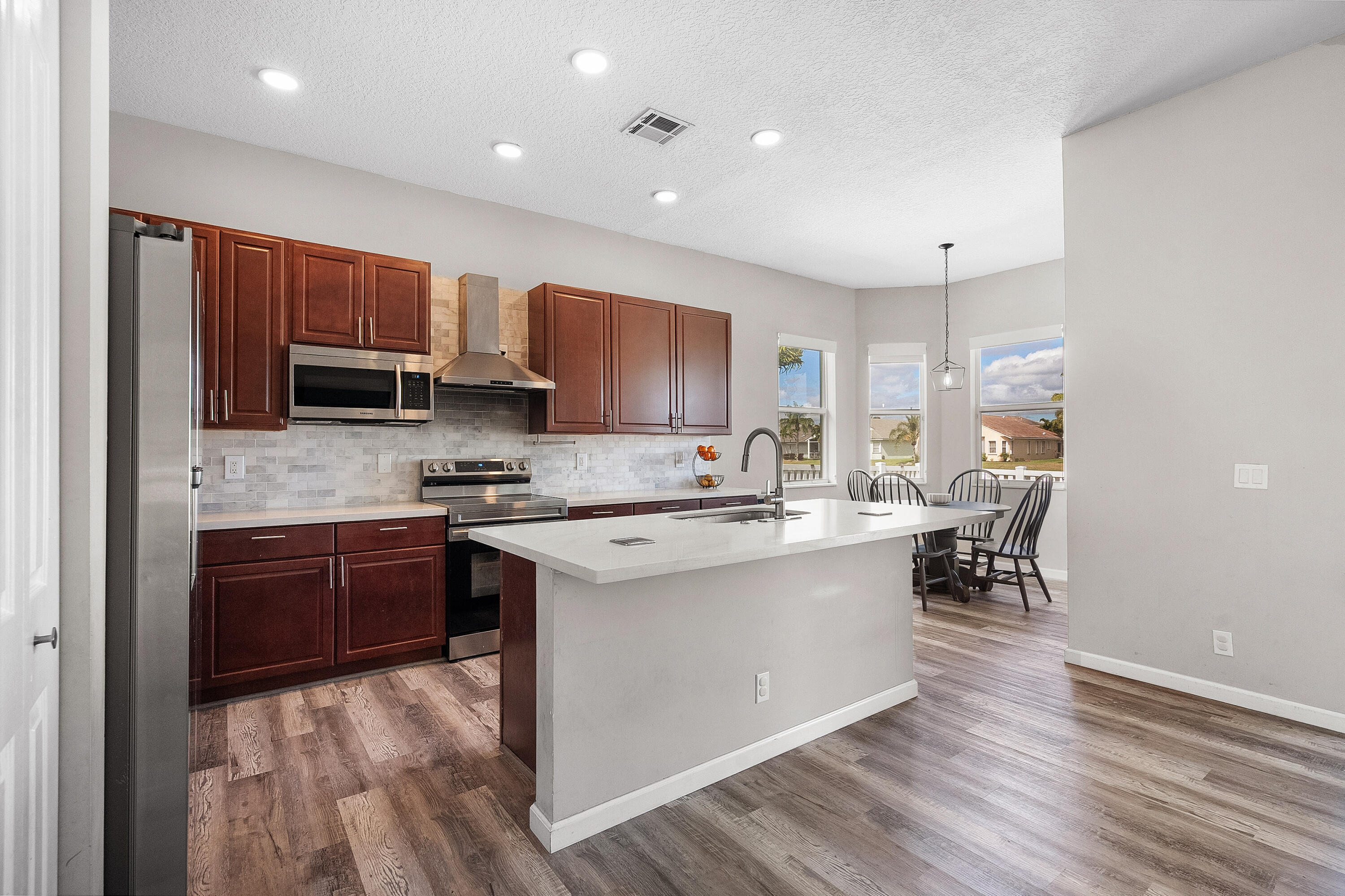 MAGNOLIA LAKES AT ST LUCI - Residential