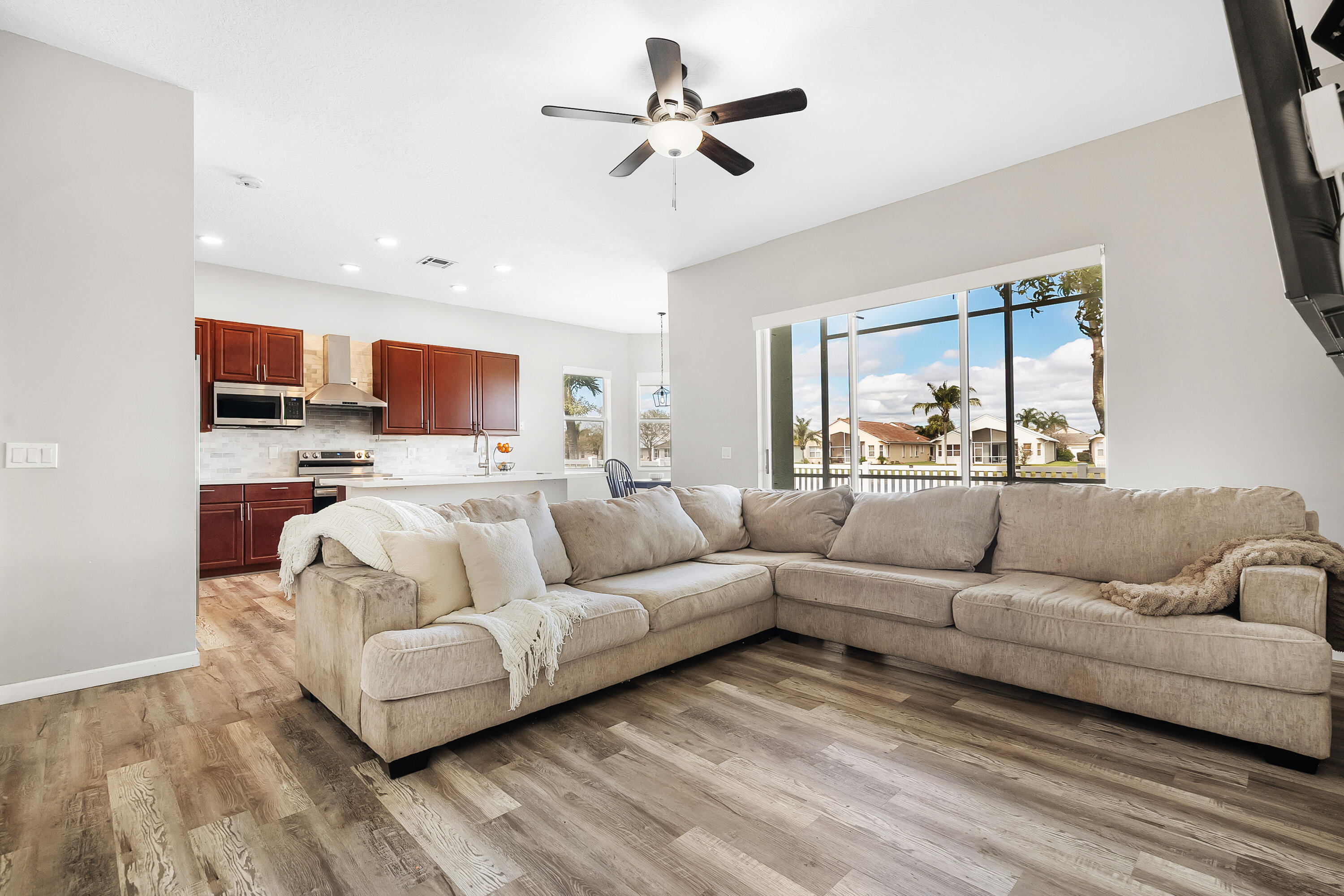 MAGNOLIA LAKES AT ST LUCI - Residential