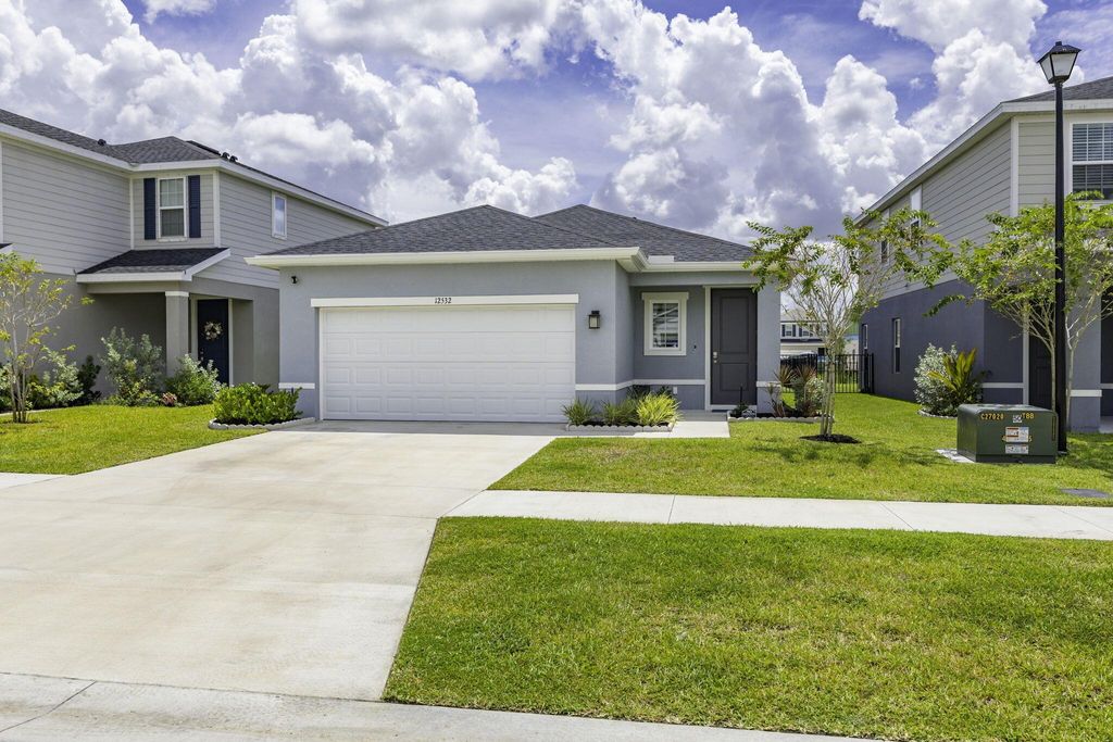 Photo of 12532 SW Forli Way, Port Saint Lucie, FL 34987 (MLS # R11130677)