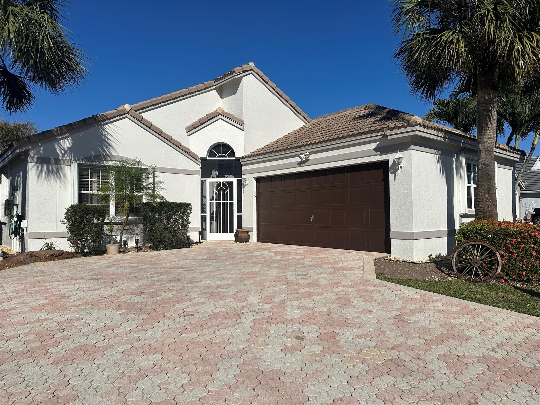 HAGEN RANCH HEIGHTS - Residential Lease