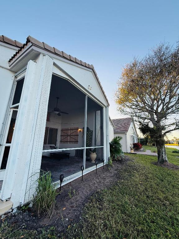 Newport Cove - Residential Lease