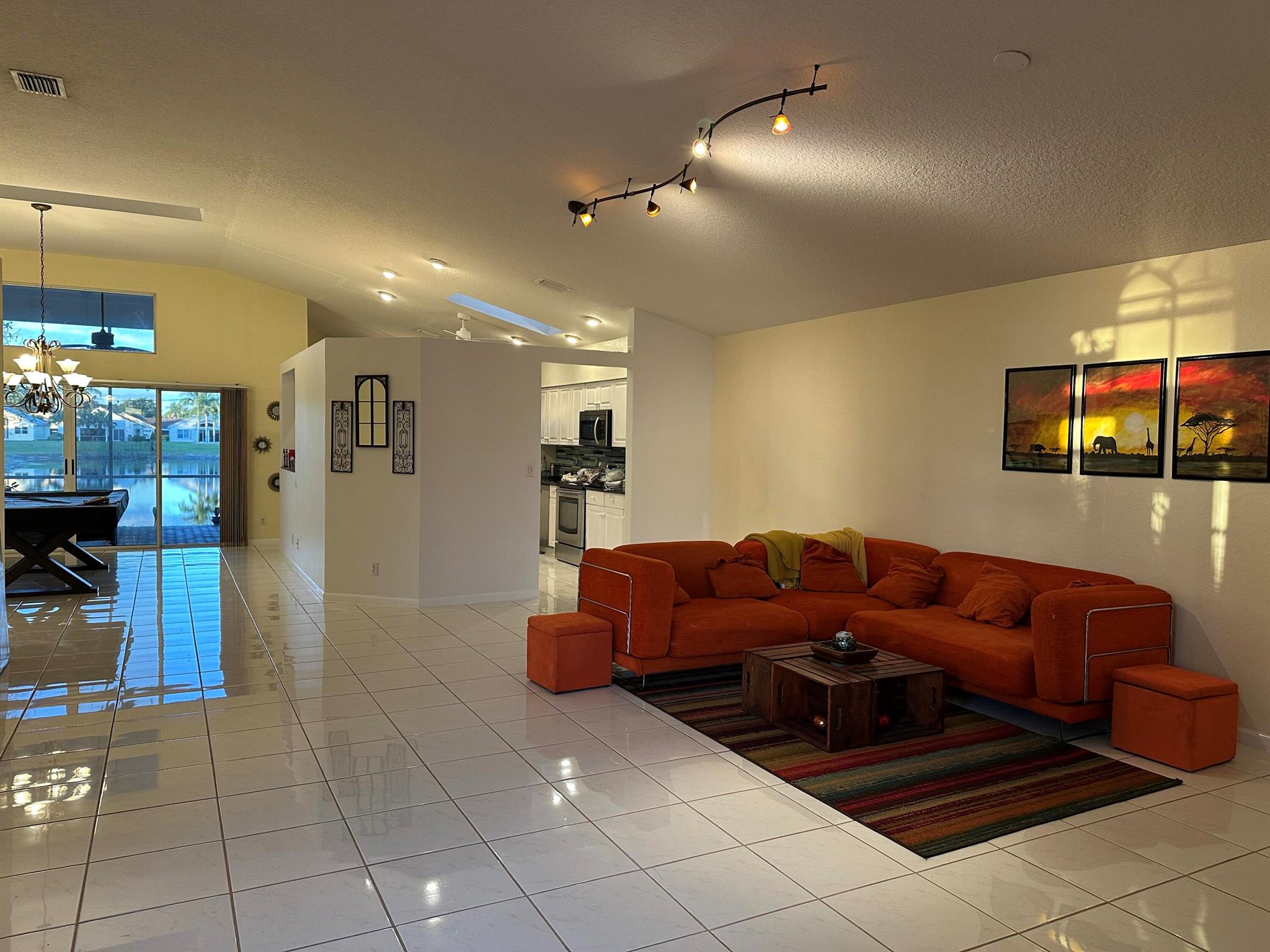 HAGEN RANCH HEIGHTS - Residential Lease