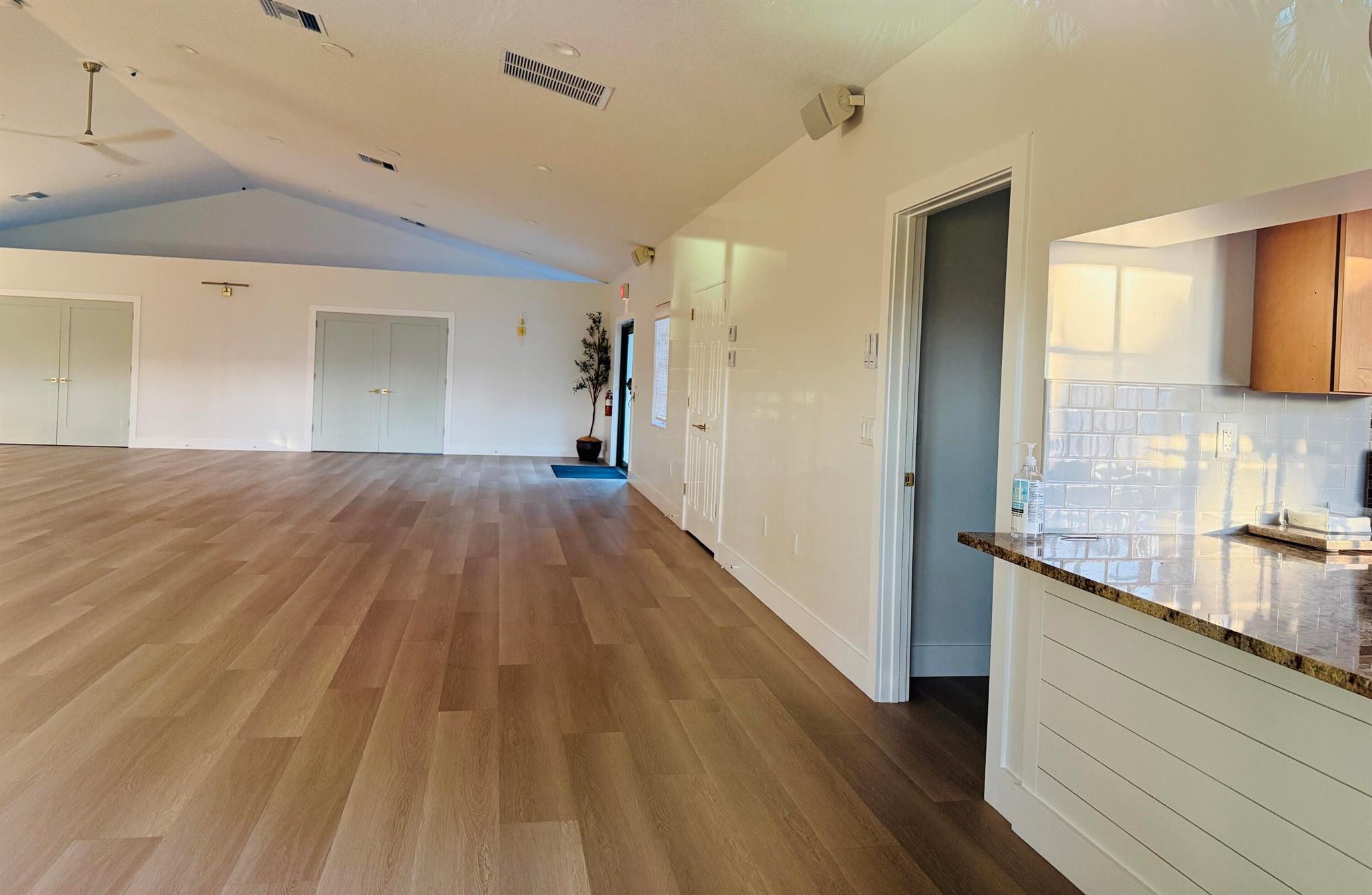 HAGEN RANCH HEIGHTS - Residential Lease