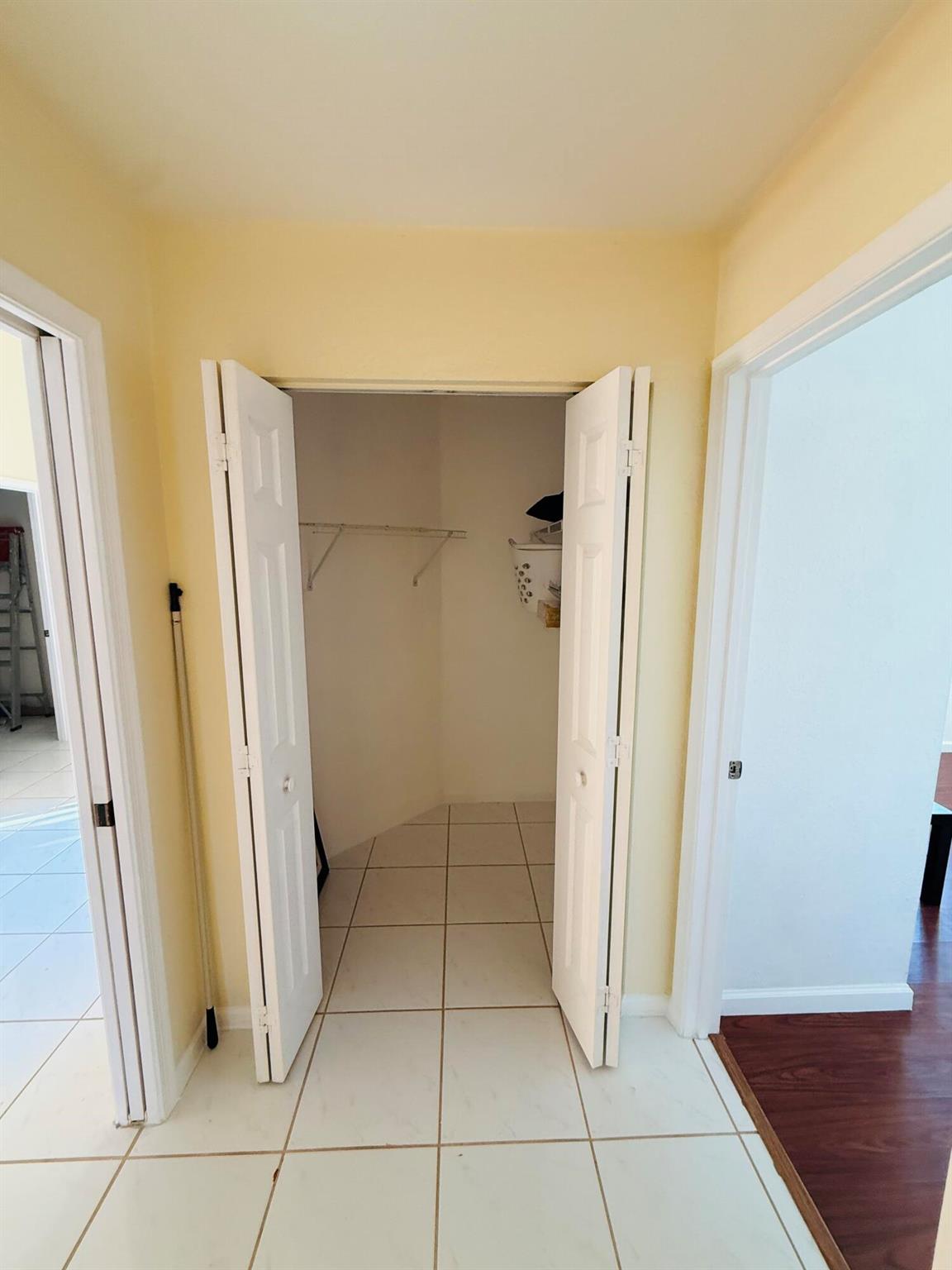 HAGEN RANCH HEIGHTS - Residential Lease