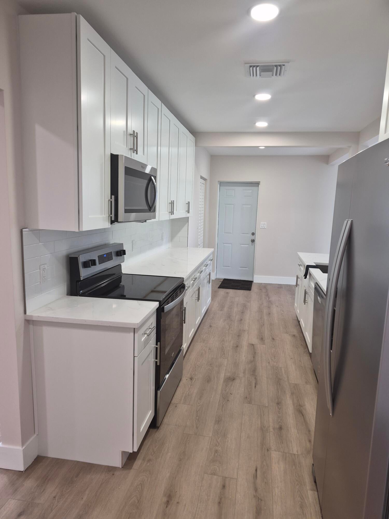 PROSPECT HILLS - Residential