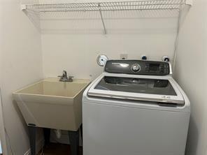 CORAL SPRINGS UNIVERSITY DRIVE - Residential Lease