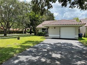 CORAL SPRINGS UNIVERSITY DRIVE - Residential Lease