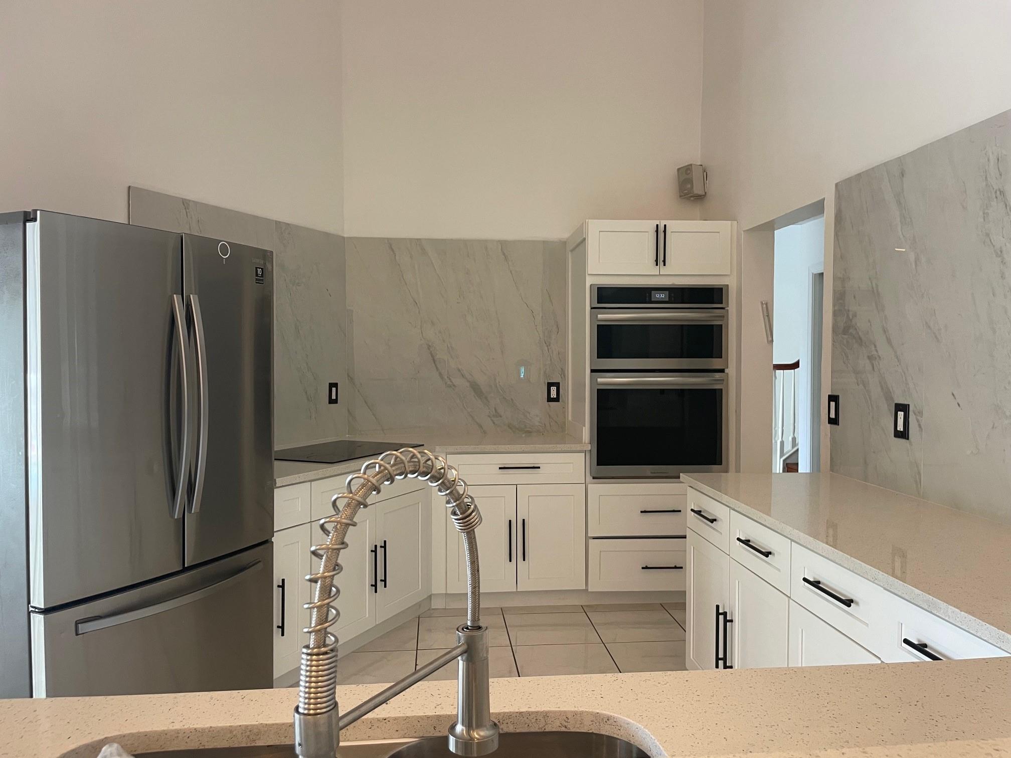 Boulevard Forest 113-39 B - Residential Lease