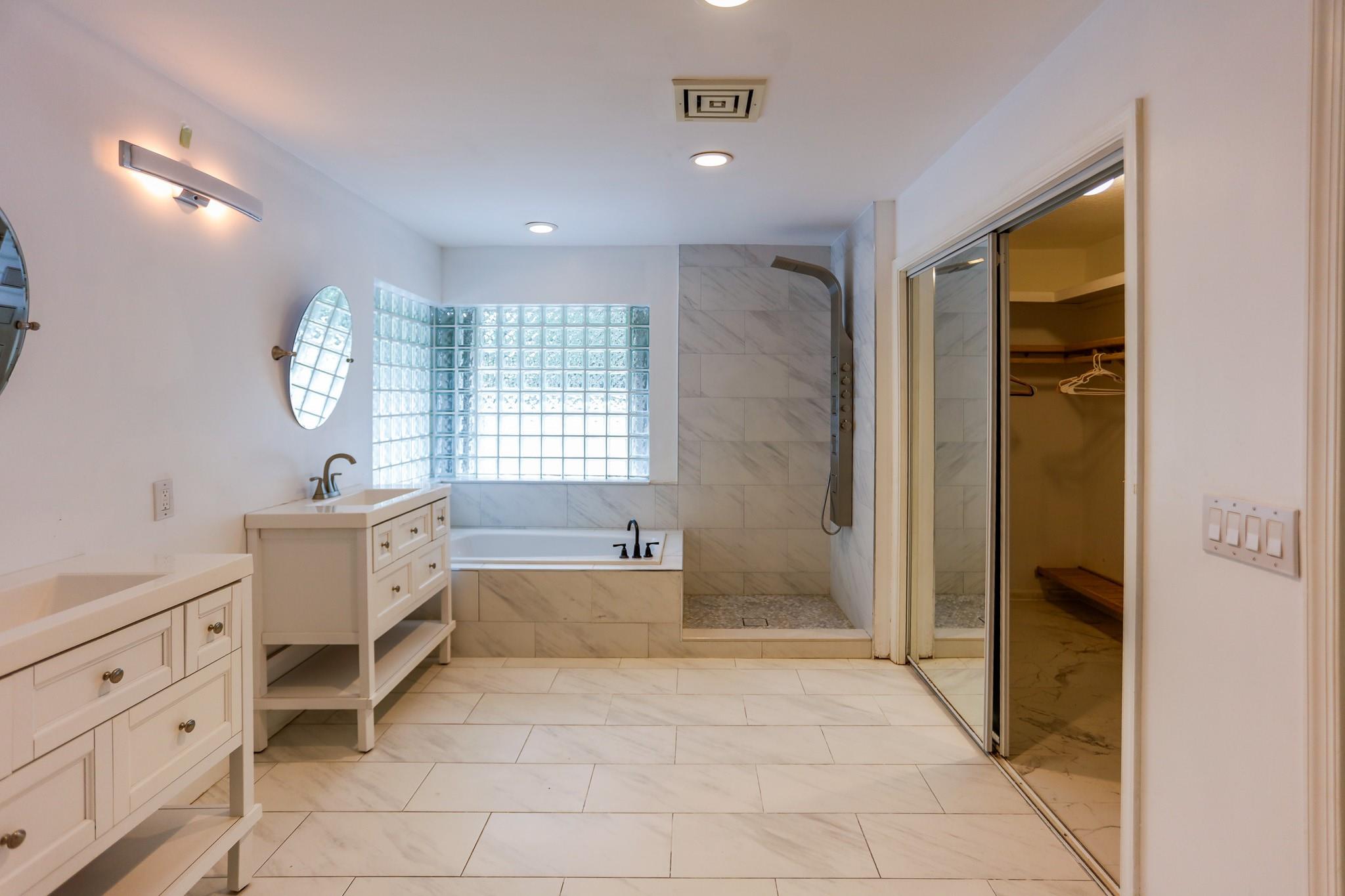 Boulevard Forest 113-39 B - Residential Lease