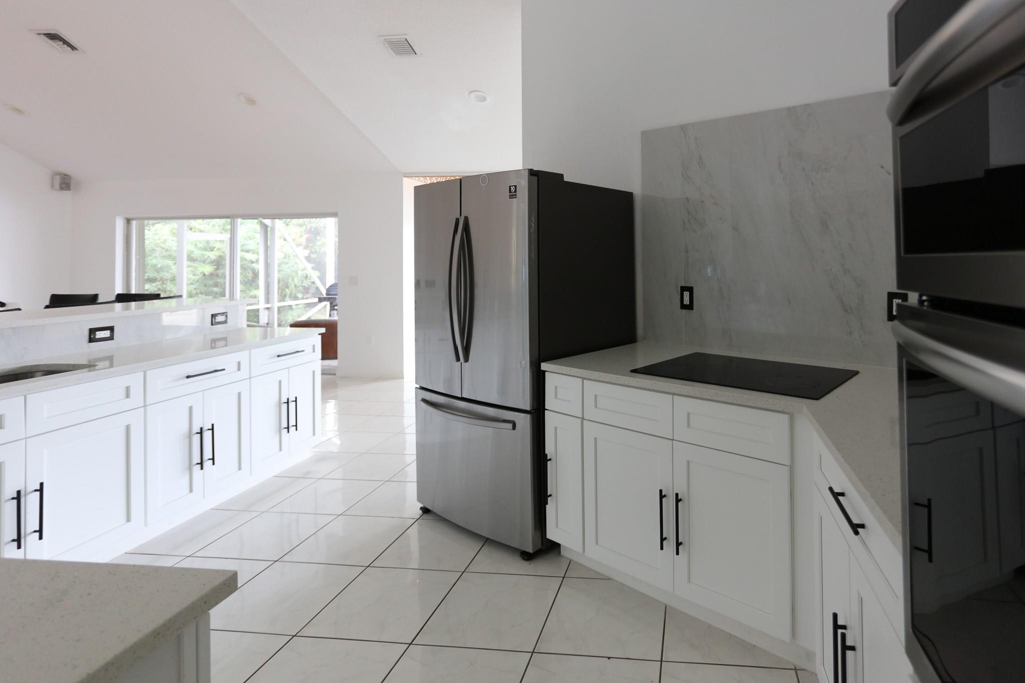 Boulevard Forest 113-39 B - Residential Lease