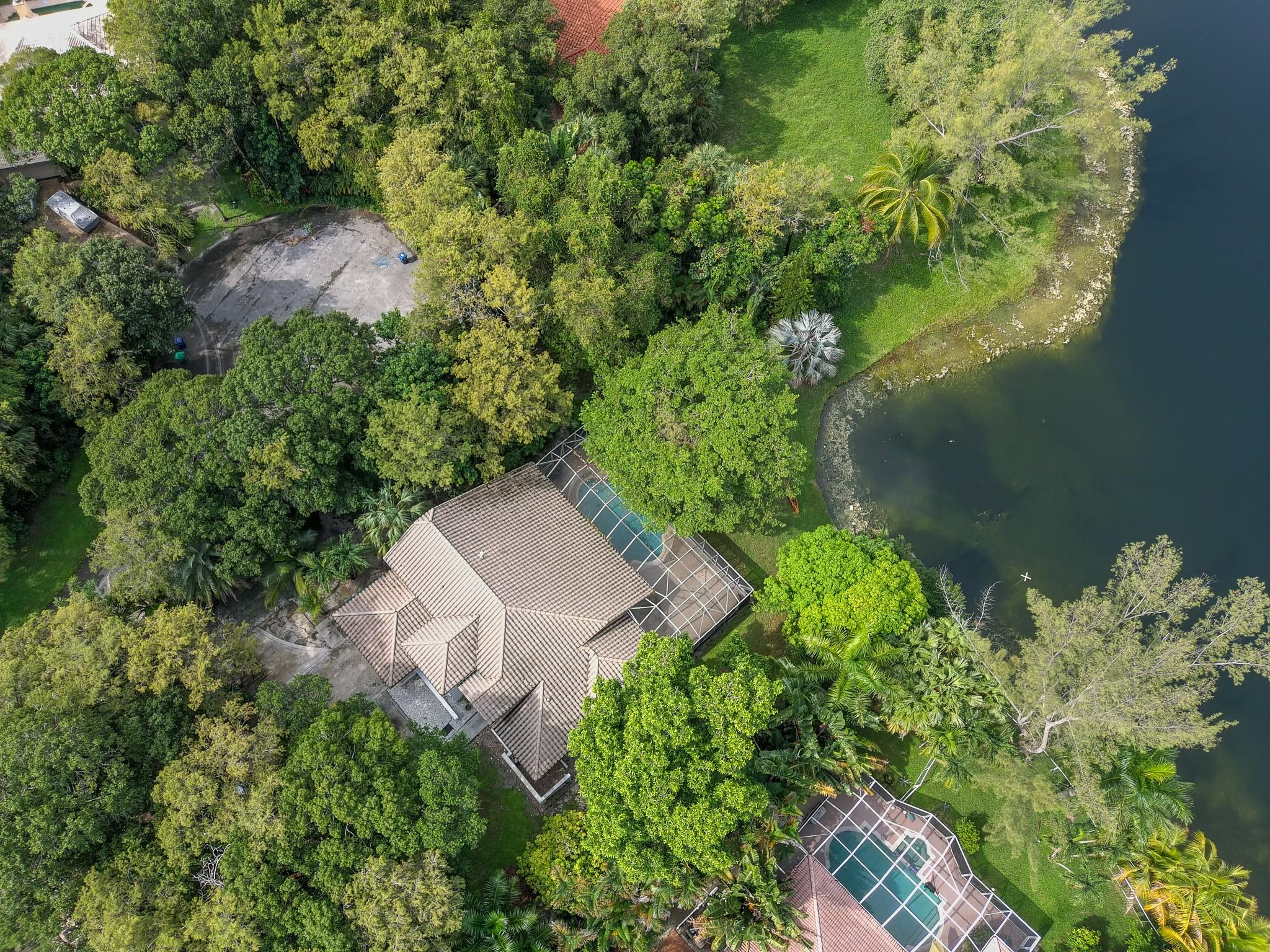 Boulevard Forest 113-39 B - Residential Lease