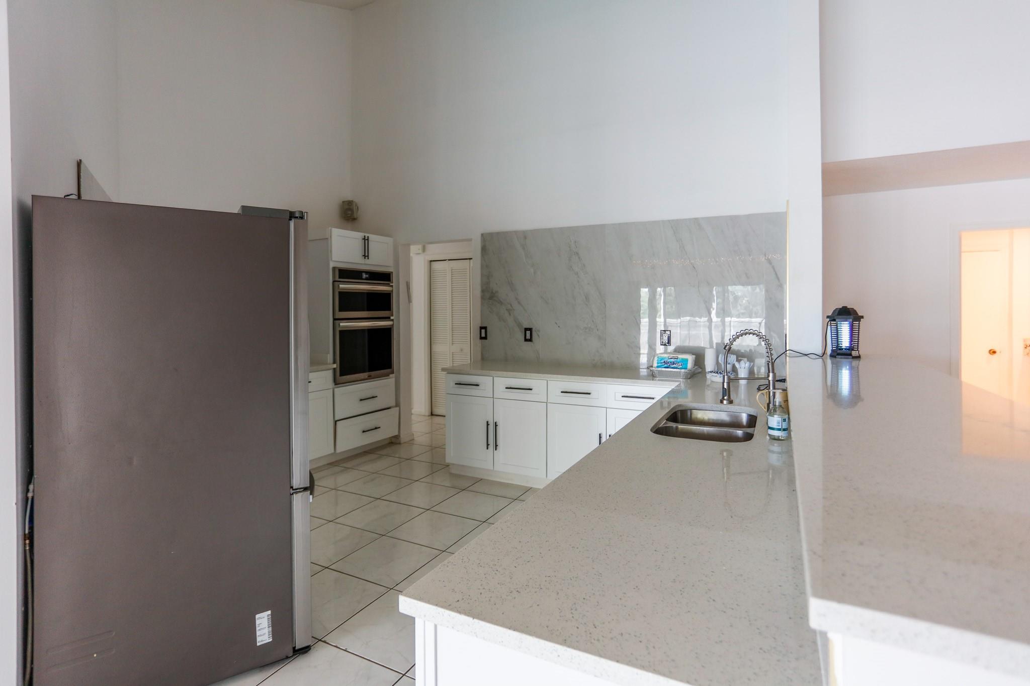 Boulevard Forest 113-39 B - Residential Lease