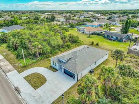 A home in Port St Lucie