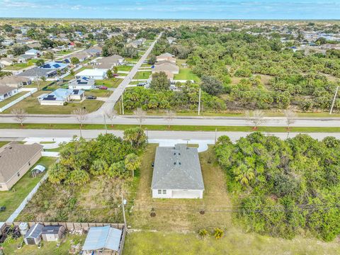 A home in Port St Lucie