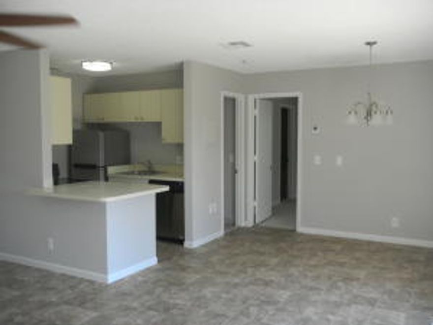 *OWNER GIVING 2ND MONTH FREE! GREAT 2/2 CORNER UNIT WITH TILE THROUGHOUT, NEW BERBER CARPET IN BEDROOMS, FRESHLY PAINTED, STAINLESS STEEL APPLIANCES AND MORE! 1ST & 2ND FLOOR BELONGS TO THIS UNIT! HOA REQUIRES MINIMUM CREDIT OF 620 & NO CRIMINAL BACKGROUND RECORDS.