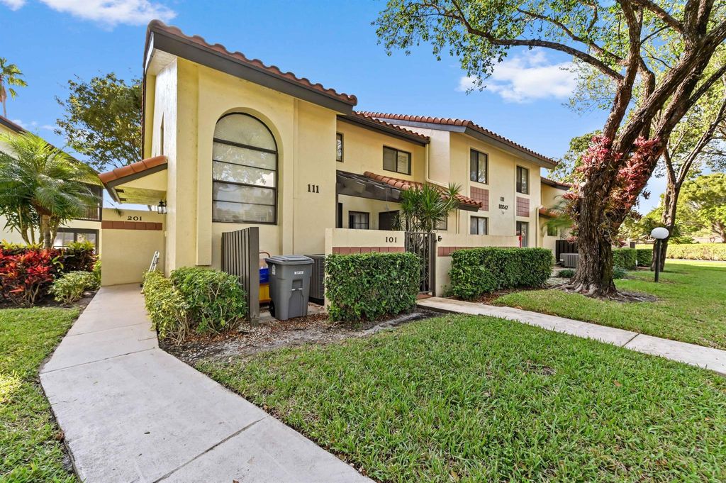 Photo of 10247 N Circle Lake Drive #201, Boynton Beach, FL 33437 (MLS # R11142338)
