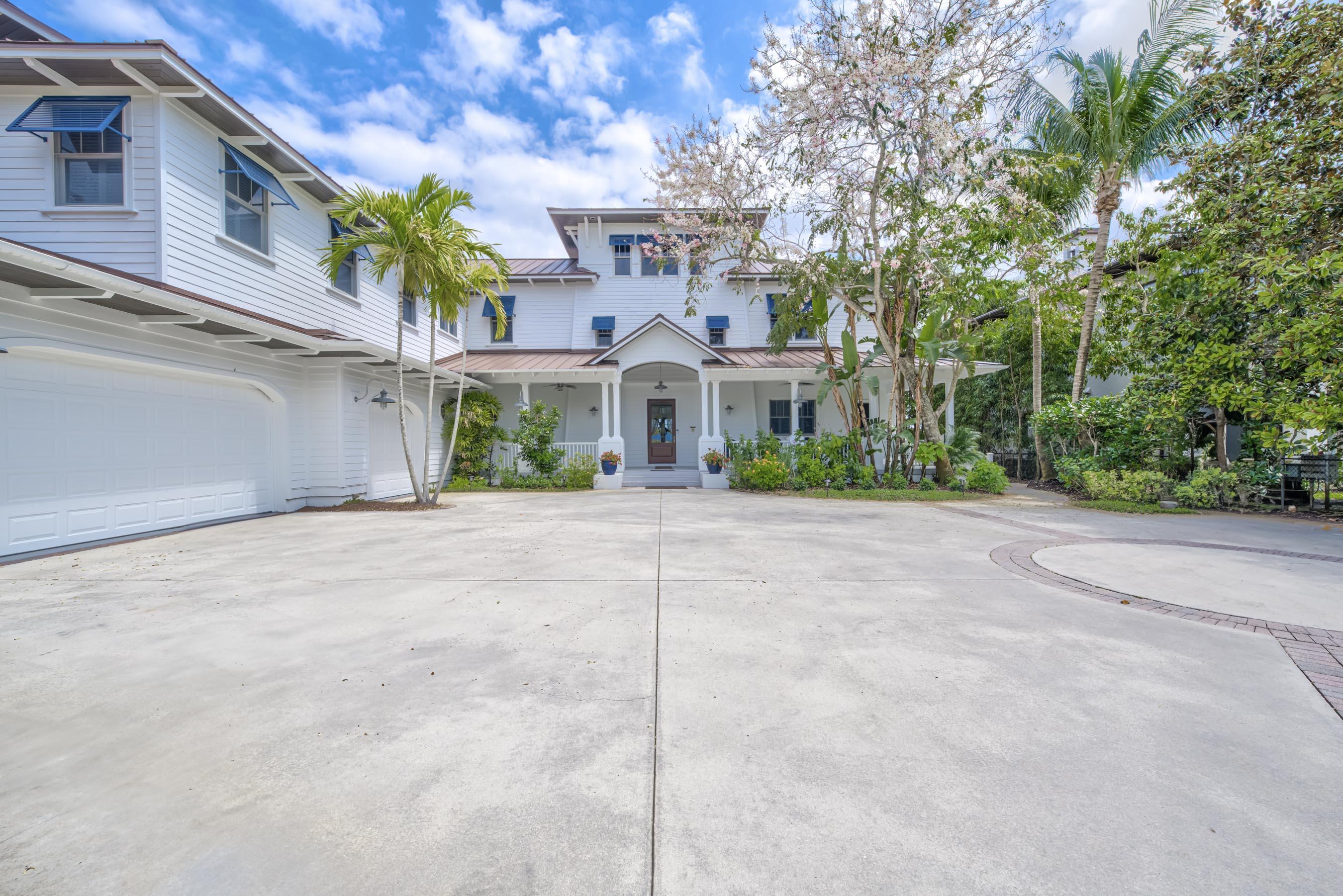 View photos, virtual tours, details... 5270 Pennock Point Road