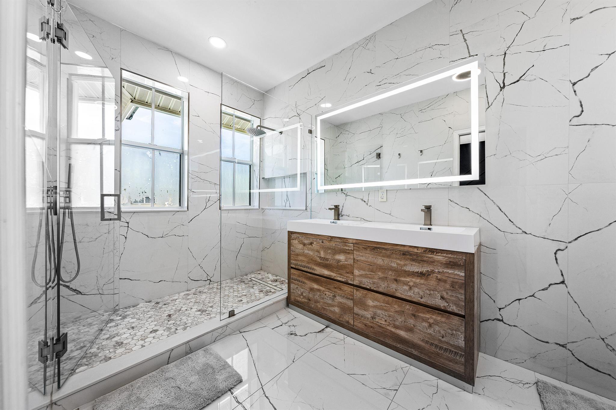 BAREFOOT COVE TOWNHOMES - Residential