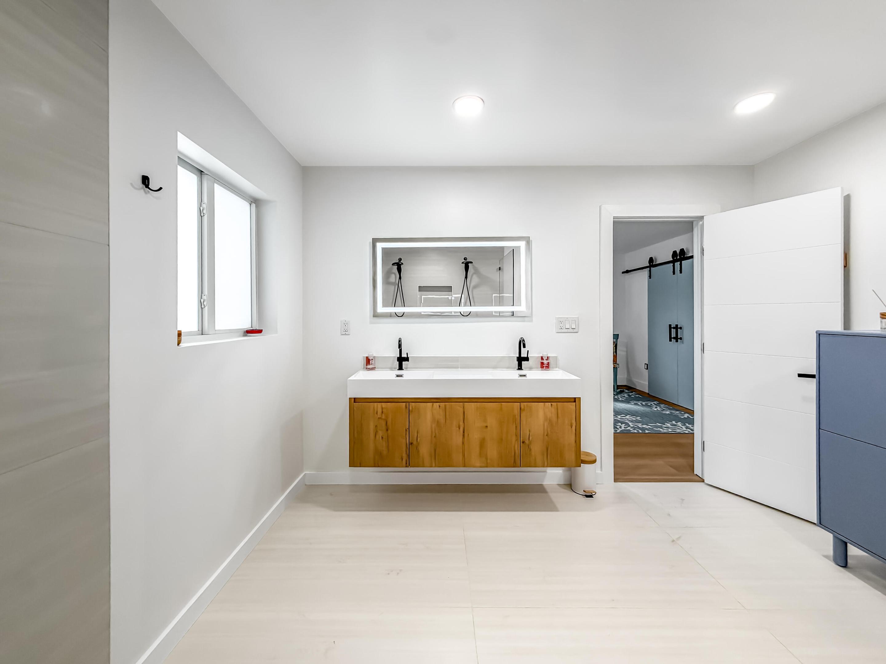 BOCA RATON SQUARE UNIT 1 - Residential