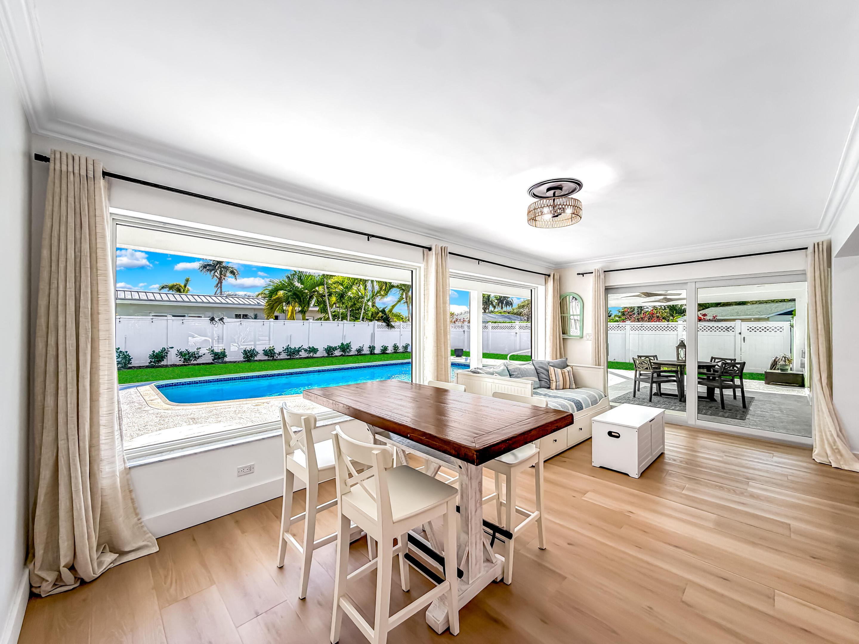 BOCA RATON SQUARE UNIT 1 - Residential