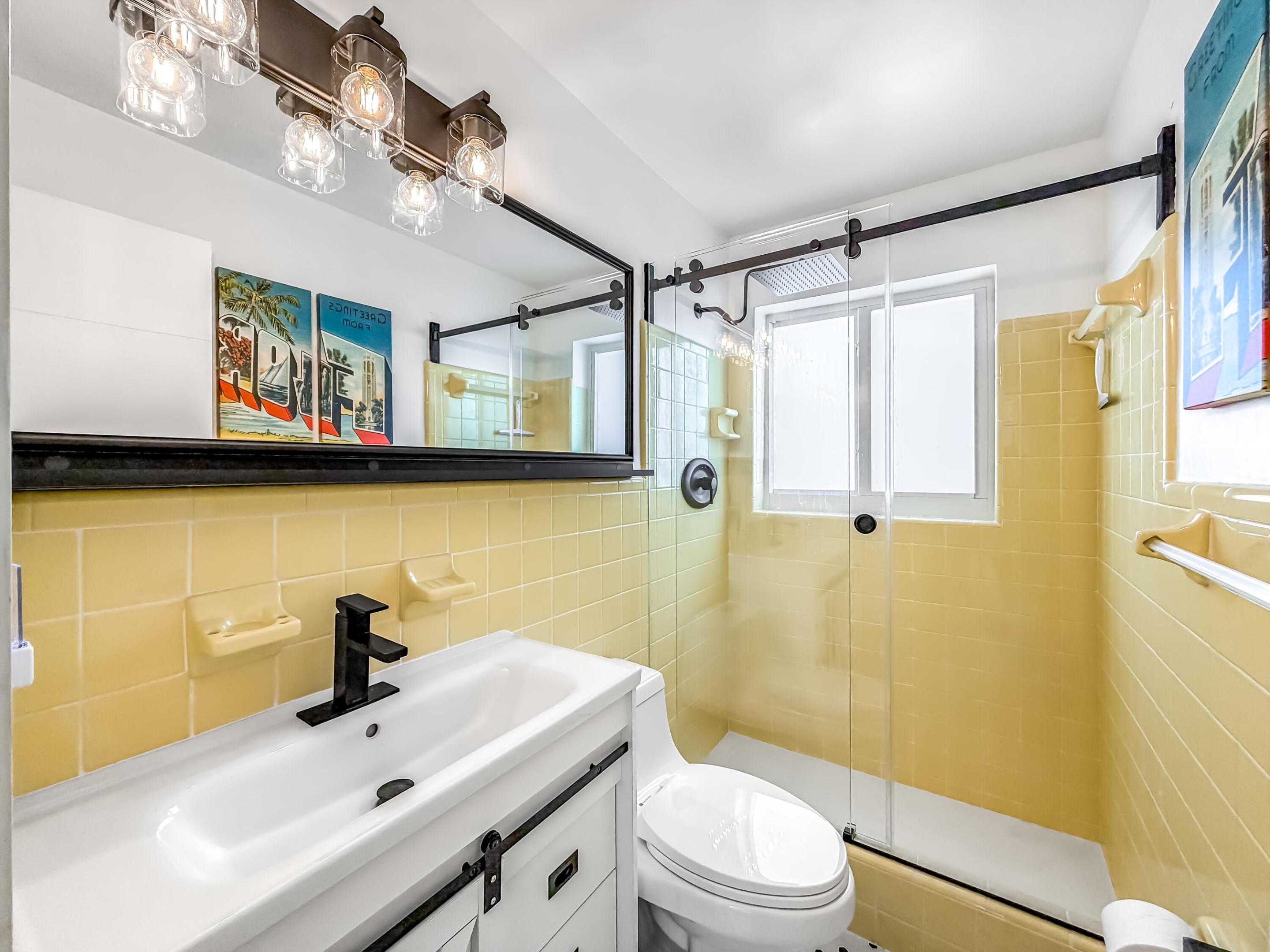 BOCA RATON SQUARE UNIT 1 - Residential