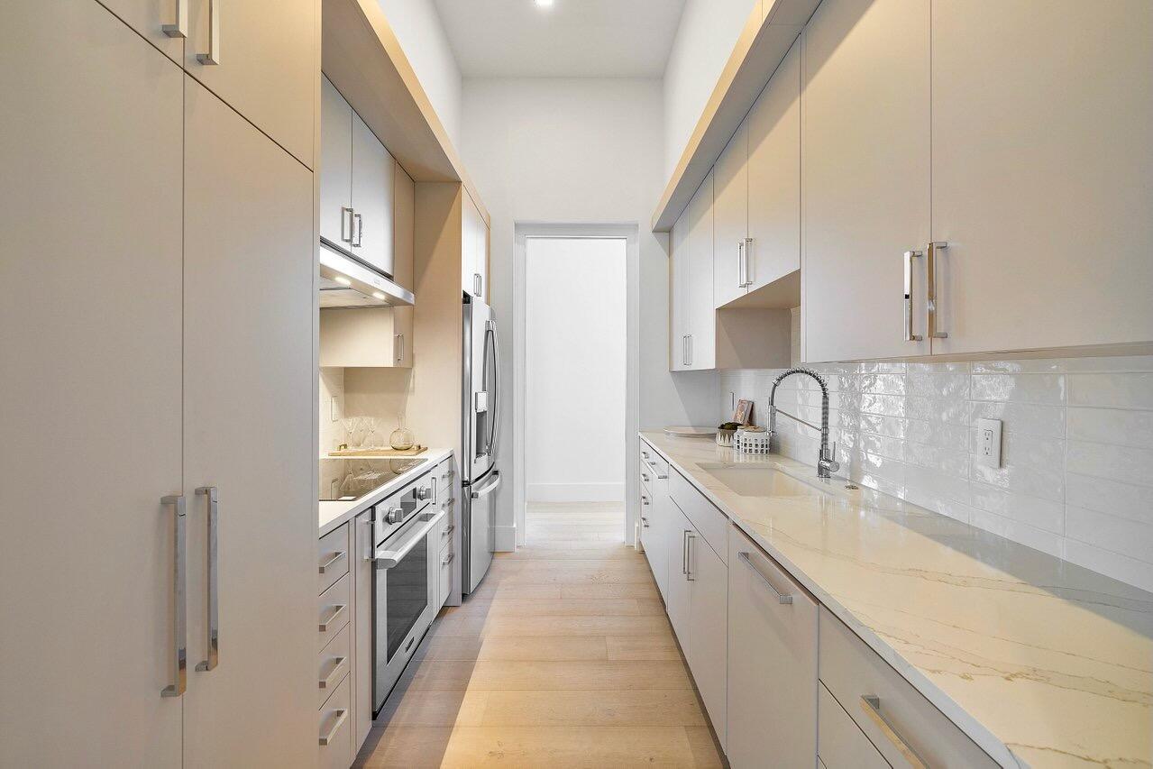 BLUE CYPRESS REPL AT PALM - Residential